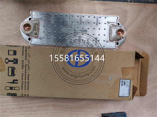 沃爾沃遍達(dá)21160743機(jī)油冷卻器芯：三效護(hù)機(jī)，解鎖引擎持久力密碼